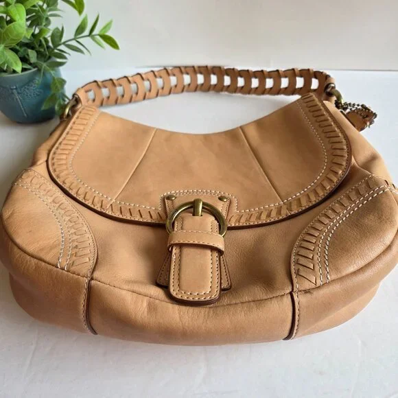 EUC Coach Poppy Whipstitched Hobo (#19004) in Natural Vachetta Leather - Picture 6 of 16